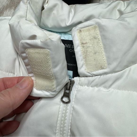 White American Eagle puffer vest - Picture 3 of 12